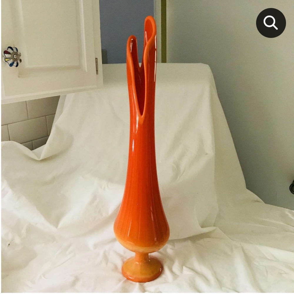 SOLD: Swung Vase L.E. Smith Bittersweet Pedestal Orange & yellow ribbed